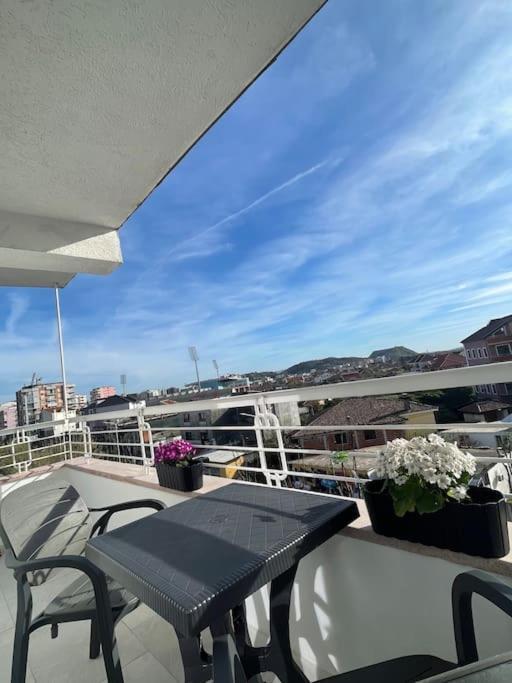 Modern Apt Near City Centre Shkodra Kültér fotó
