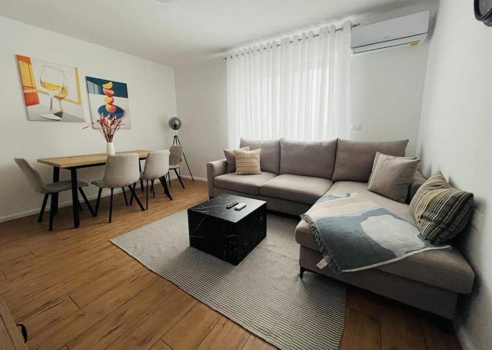 Modern Apt Near City Centre Shkodra Kültér fotó