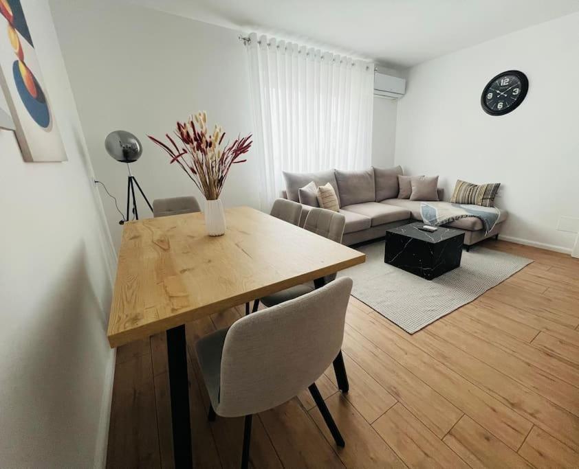 Modern Apt Near City Centre Shkodra Kültér fotó